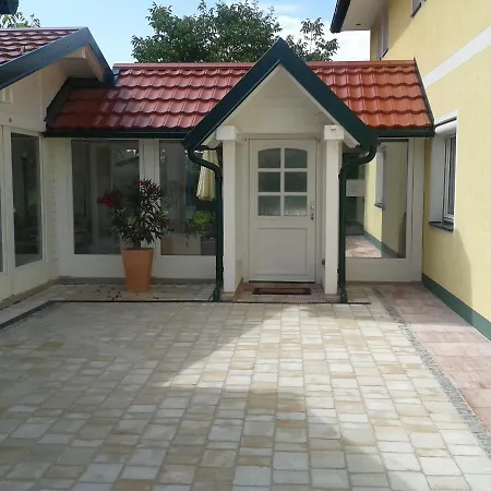 Yvita Casa de Férias