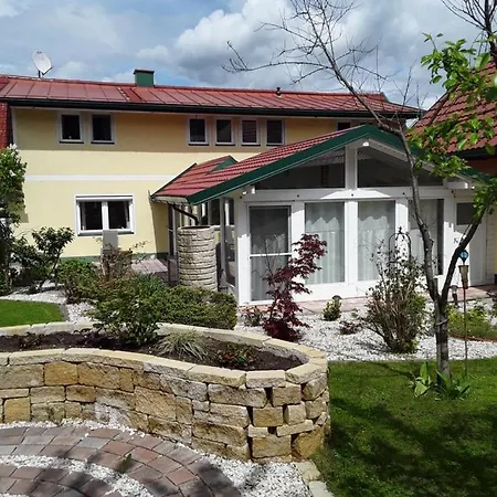 Yvita Casa de Férias Feistritz ob Bleiburg